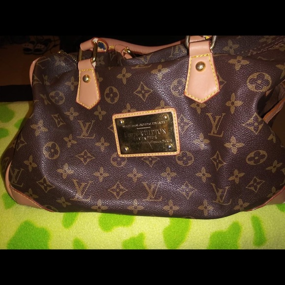 Purses - Picture 2 of 6